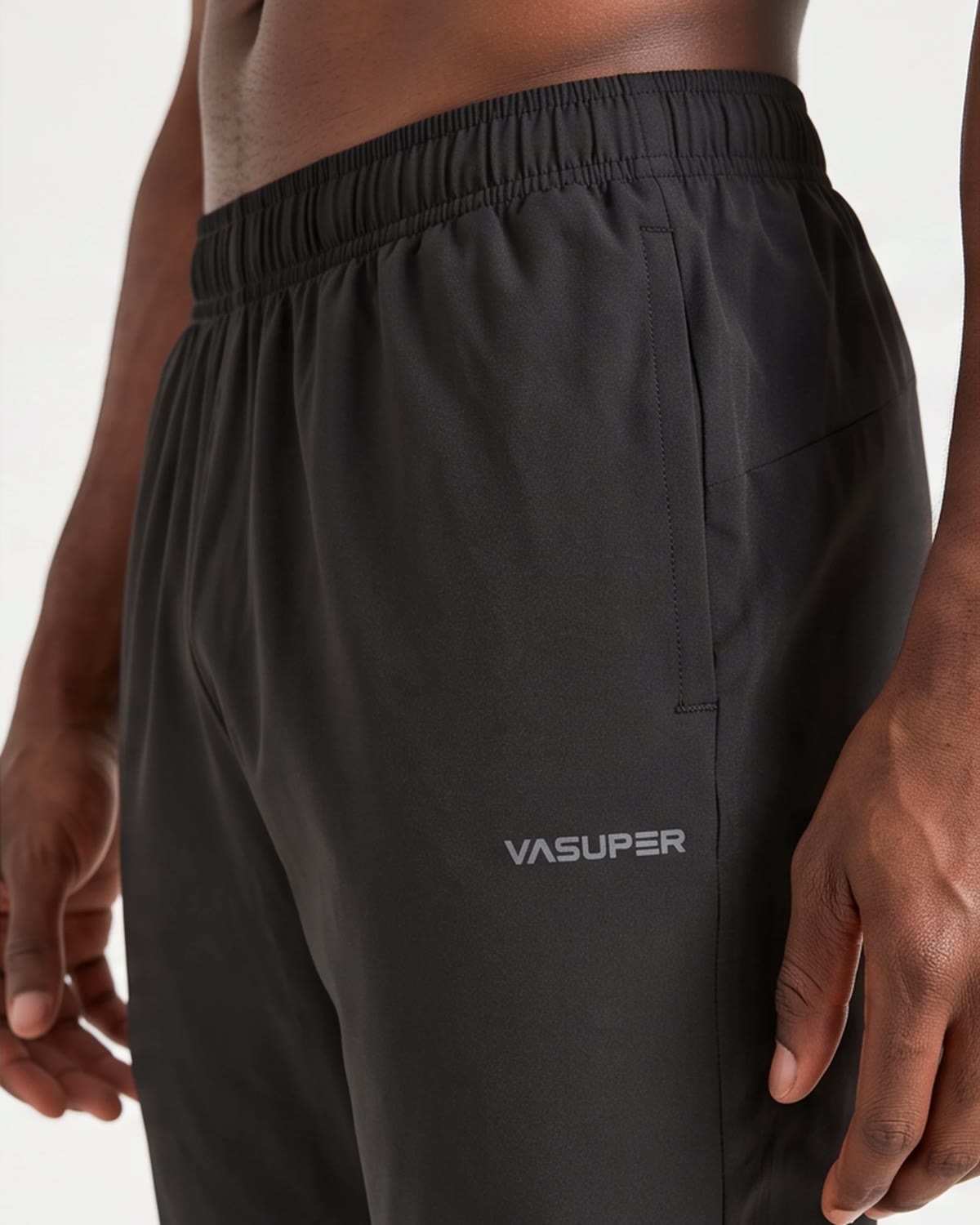 Tapered Joggers, pocket logo view