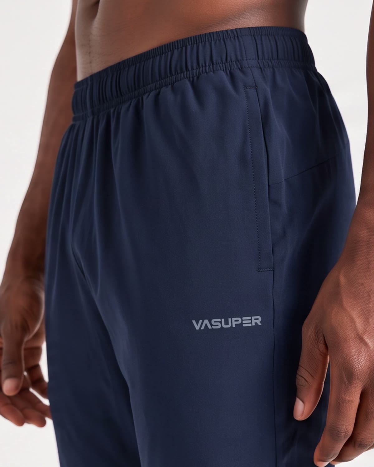Tapered Joggers, pocket logo view